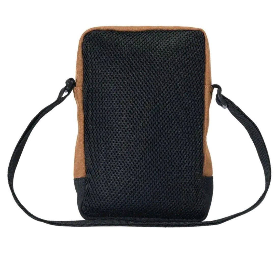 CARHARTT CROSSBODY ZIP BAG (BROWN)