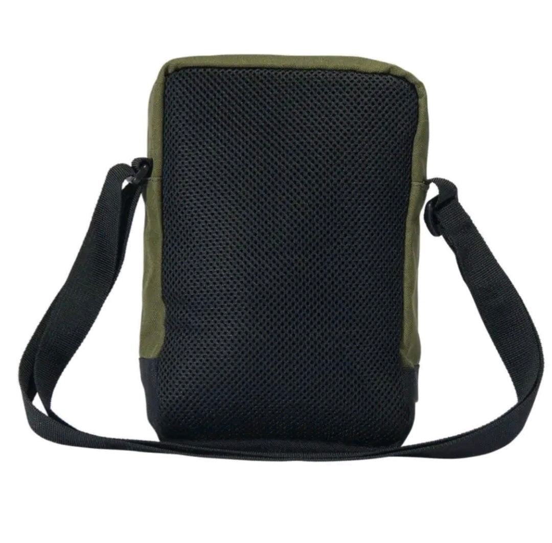 CARHARTT CROSSBODY ZIP BAG (BASIL)